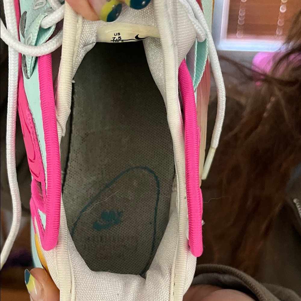 Nike Women's Teal and Pink Sneakers - Picture 2 of 3